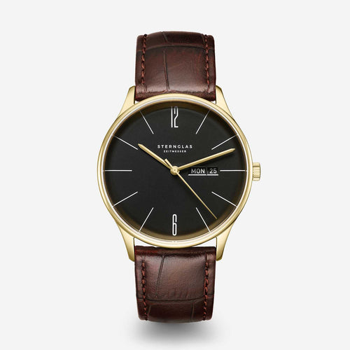 Berlin piano black