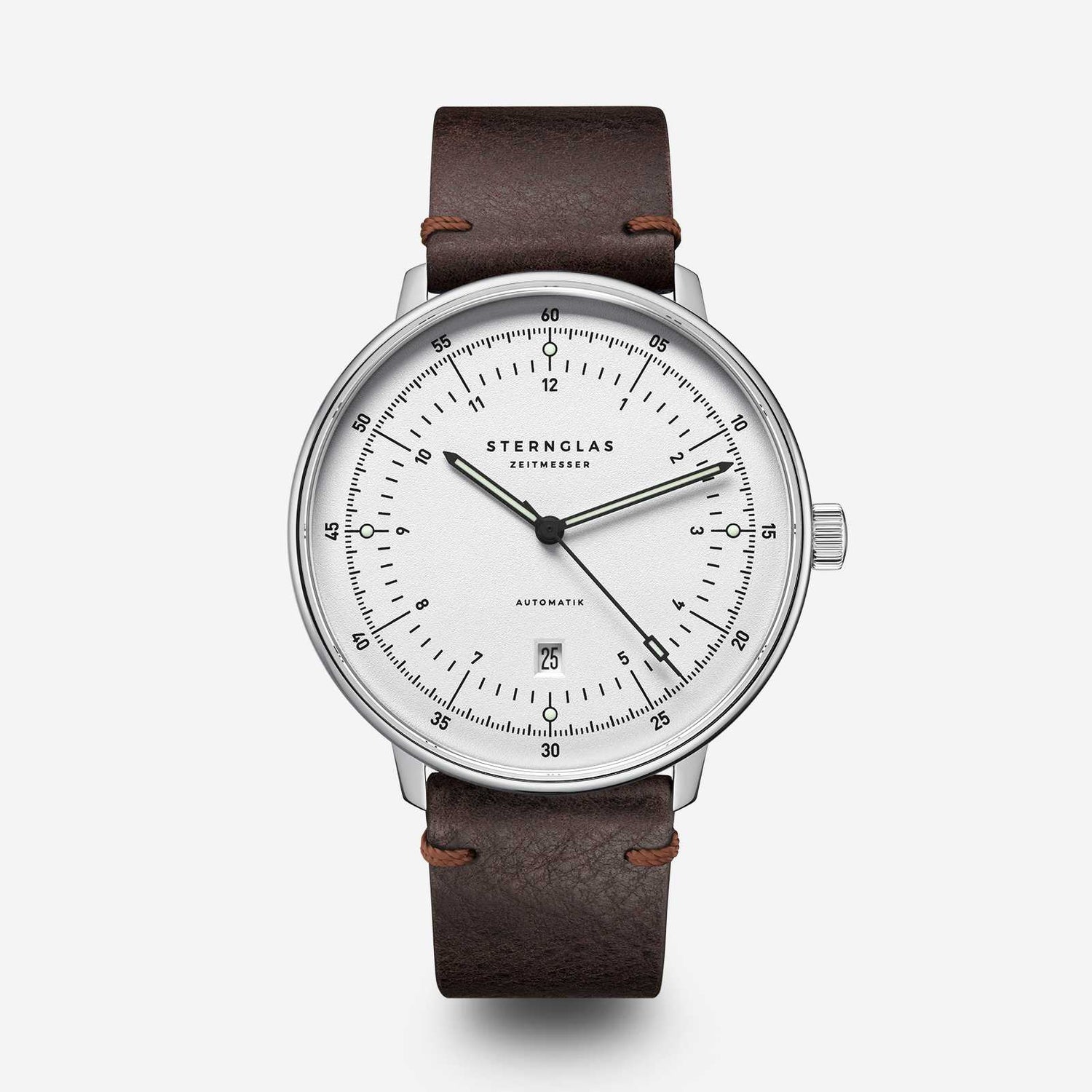 popup|A homage to the Hanseatic city|Inspired by measuring instruments from seafaring, the focus of the Hamburg Automatic is clearly on function.