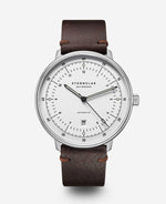 popup|A homage to the Hanseatic city|Inspired by measuring instruments from seafaring, the focus of the Hamburg Automatic is clearly on function.